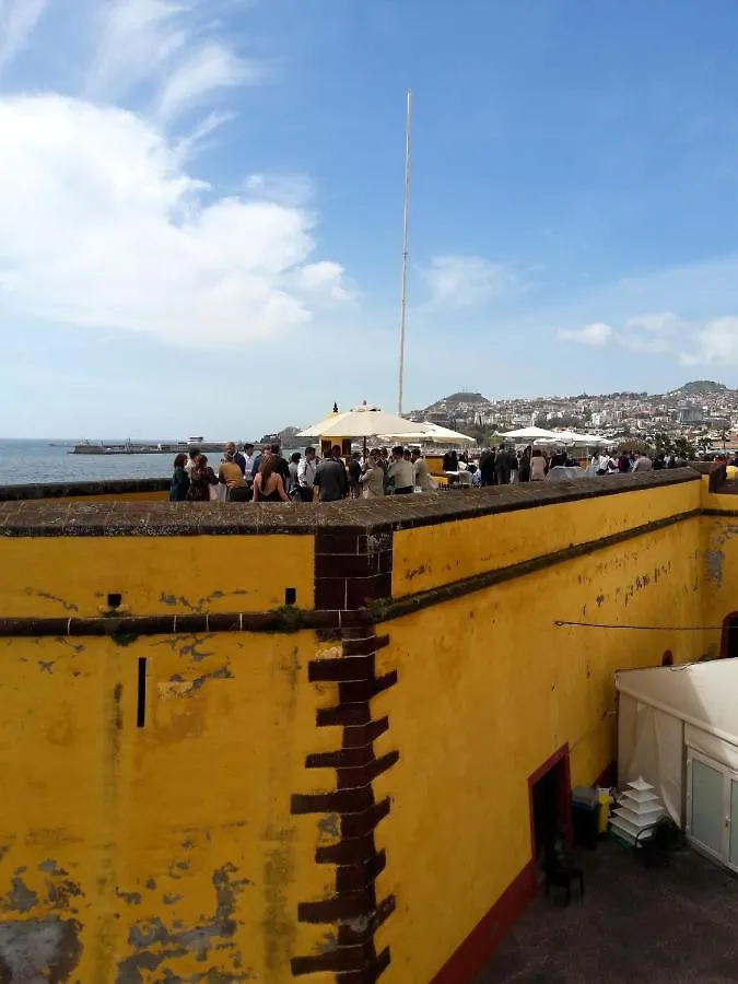 Cosy Apartment In Funchal Sea And Mountain Views 35 M²
