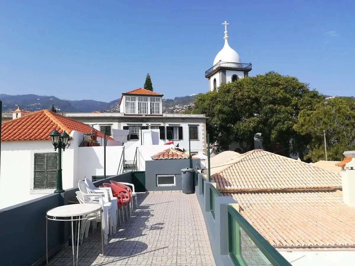 Cosy Apartment In Funchal Sea And Mountain Views 35 M²