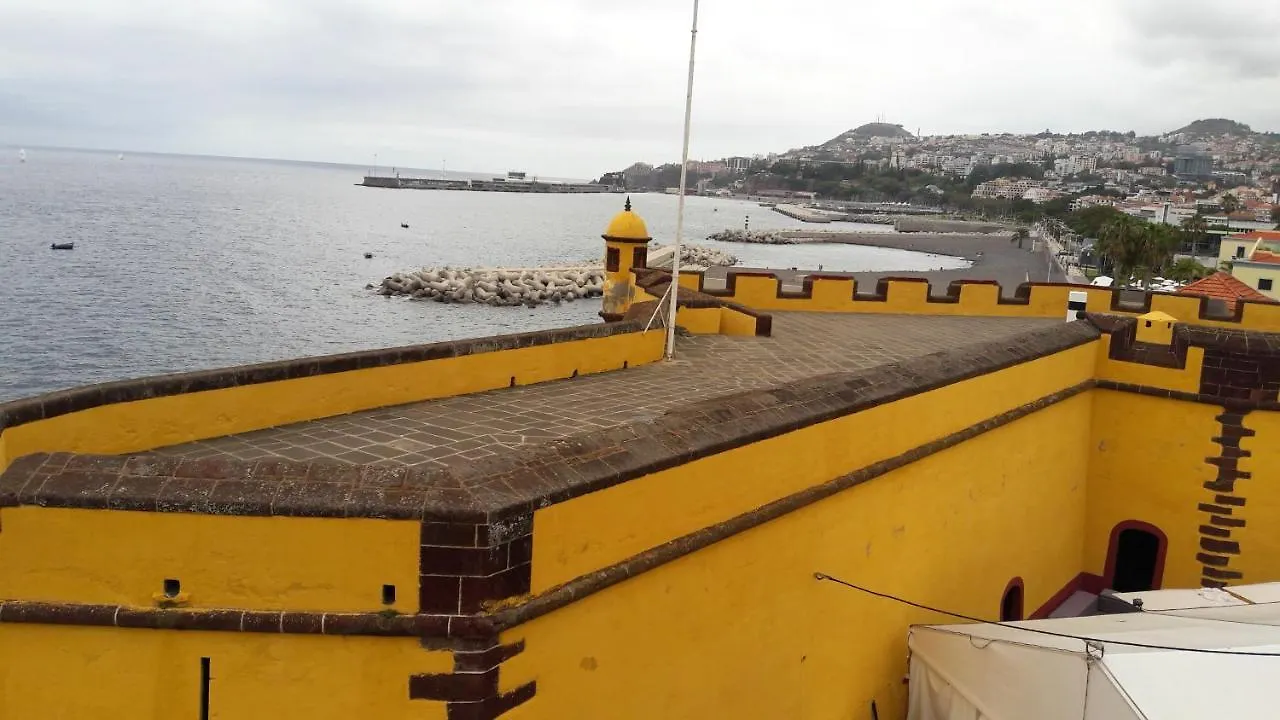 Cosy Apartment In Funchal Sea And Mountain Views 35 M² 0*, Funchal (Madeira) Portugal