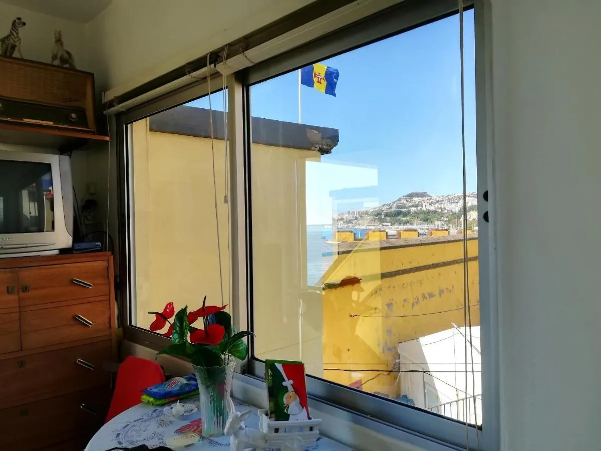 Cosy Apartment In Funchal Sea And Mountain Views 35 M² 0*, Funchal (Madeira)