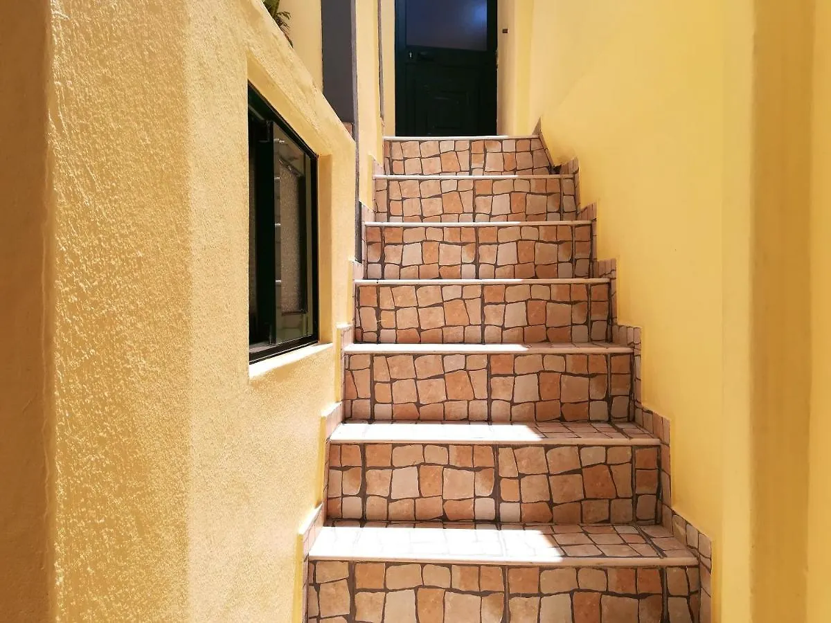 Cosy Apartment In Funchal Sea And Mountain Views 35 M²