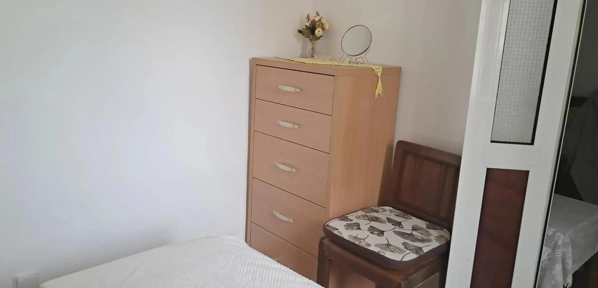 Cosy Apartment In Funchal Sea And Mountain Views 35 M²  Funchal (Madeira)